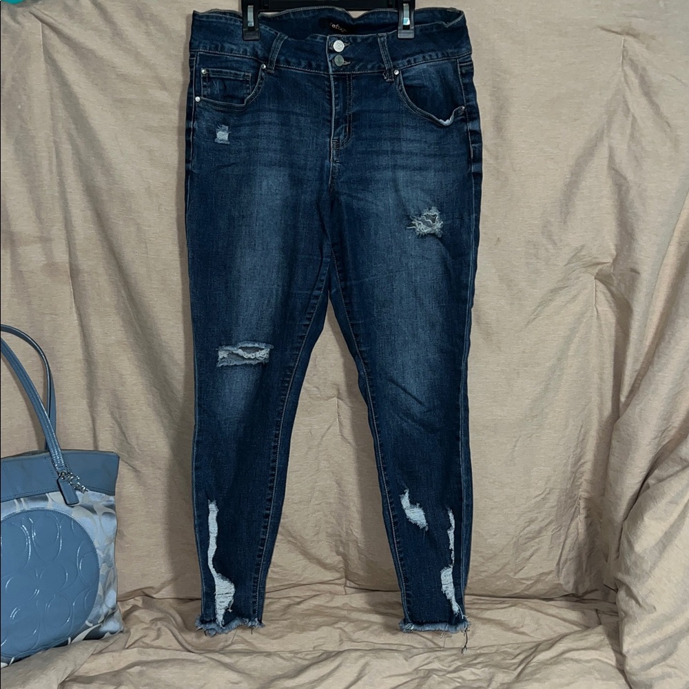 Refuge Classic Denim Jeans